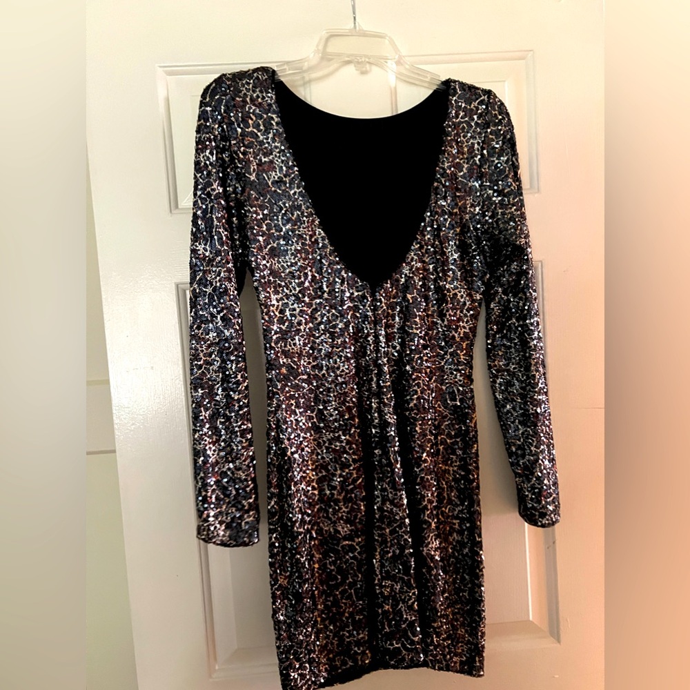 Dress The Population Gorgeous black sequin leopard dress. Size L. Worn once!
